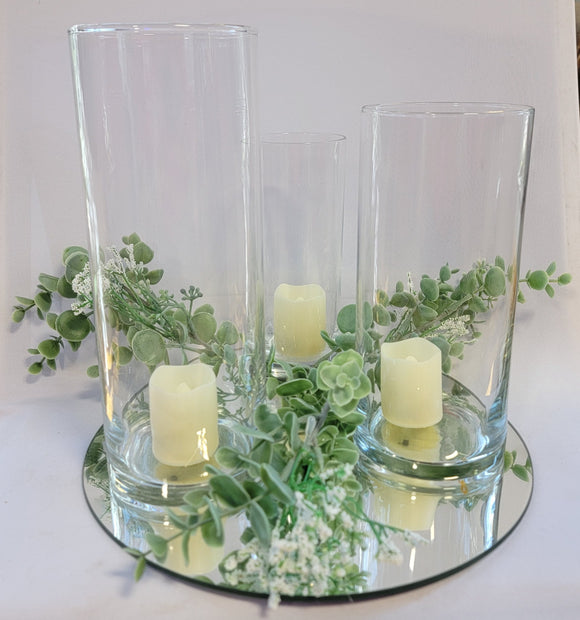 CENTERPIECE, 3 VASES WITH CANDLE